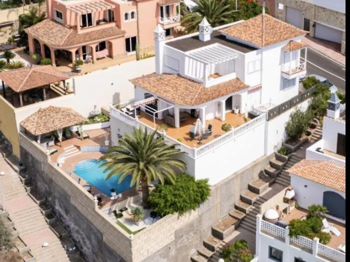 Holiday home Portocervo Dreams Villa Costa Adeje